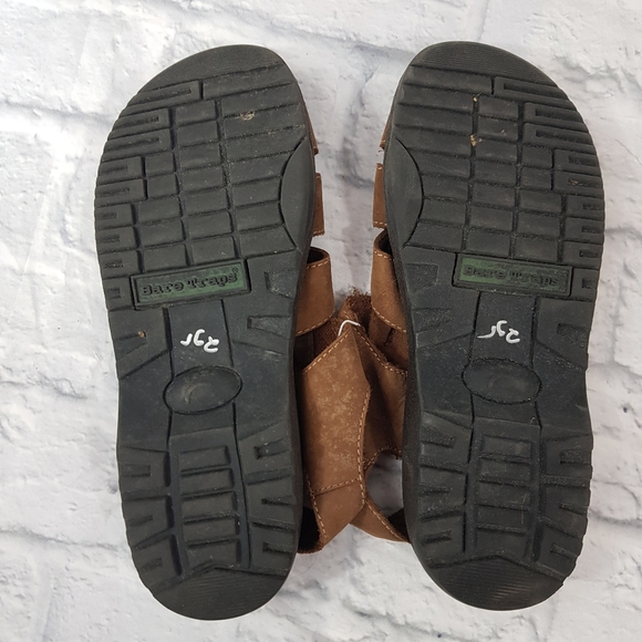 BareTraps "All Star" Leather Sandals - Picture 6 of 10